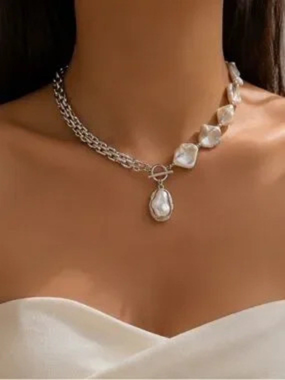 Aurelia Baroque Pearl Sculptural Necklace